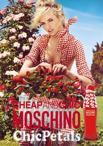 Nước Hoa Moschino Cheap & Chic Chic Petals