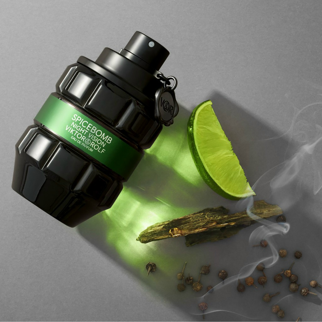Nuoc-hoa-Viktor-&-Rolf-Spicebomb-Nigh- Vision3
